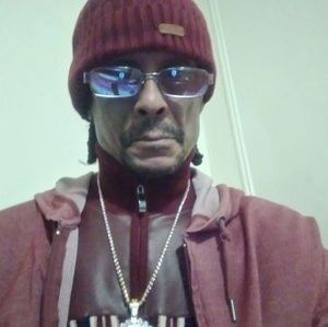 Meet your Posher, Sharif